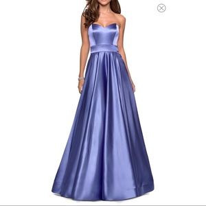 La Femme strapless dress in Lavender